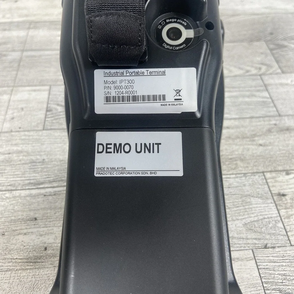 Identification Portable Terminal IPT500 With Cradle By Iris No Cords Read.